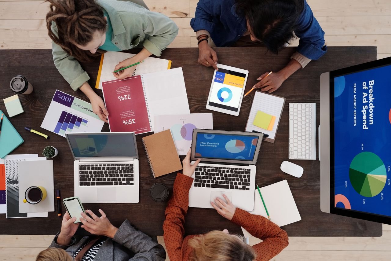 Digital Marketing: A Complete Beginner’s Guide to Growing an Online Presence
